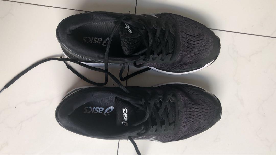 asics kayano 39