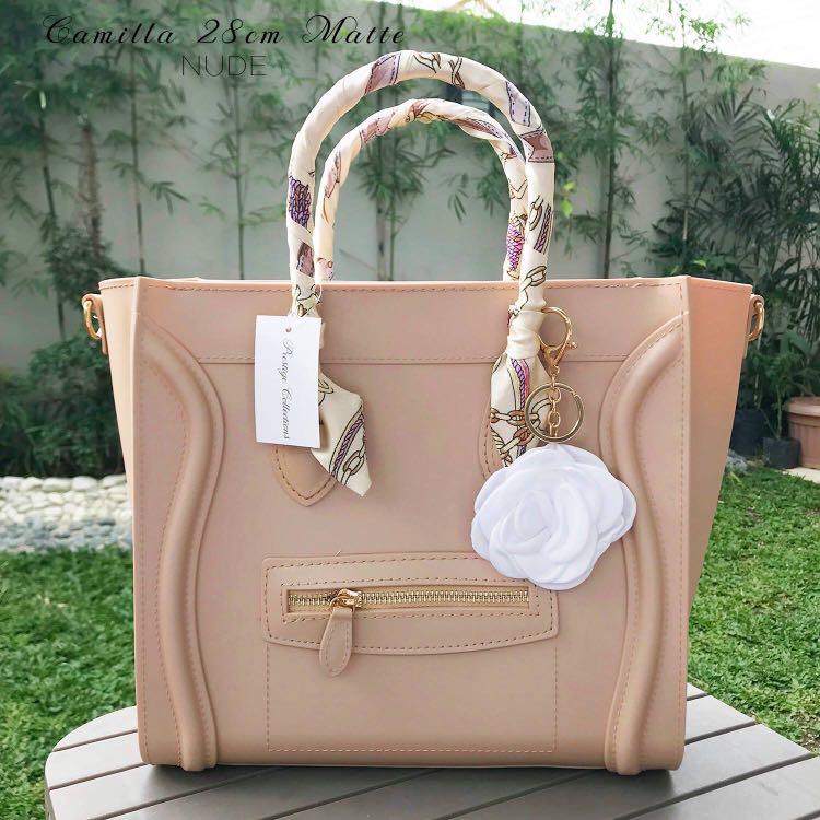 Camilla 28cm Matte with Complete Accessories (Category: Cross-body Bags) located in Quezon City. Submitted by everythingnewph (Listing ID 188151134, Image 2). Description: .