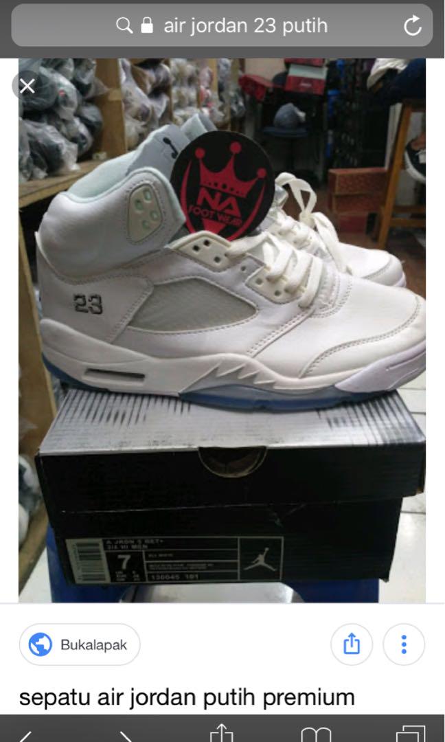 Dijual Sepatu Air Jordan Warna Putih Kondisi Masih Bagus Size 42 Nominus Buka Harga 350 Nego Yang Minat Coment Inbox Fesyen Pria Sepatu Di Carousell