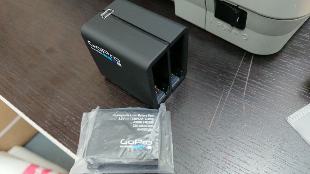 大量 可議價 Gopro Hero 4 雙電池叉電器連一粒電 攝影器材 Carousell
