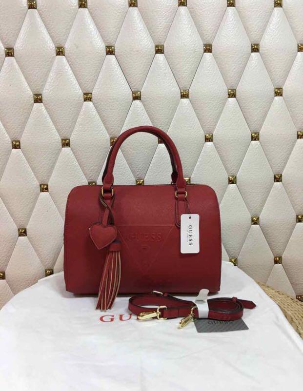 Guess doctors bag deals