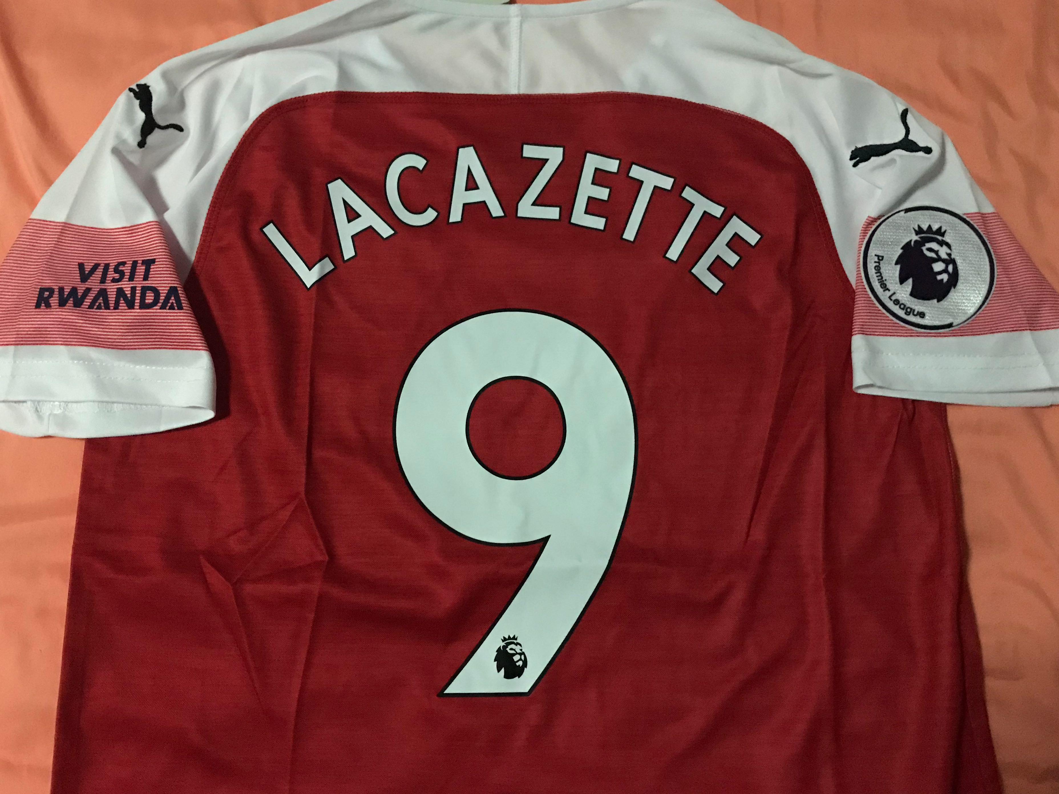Arsenal top 1819 kit
