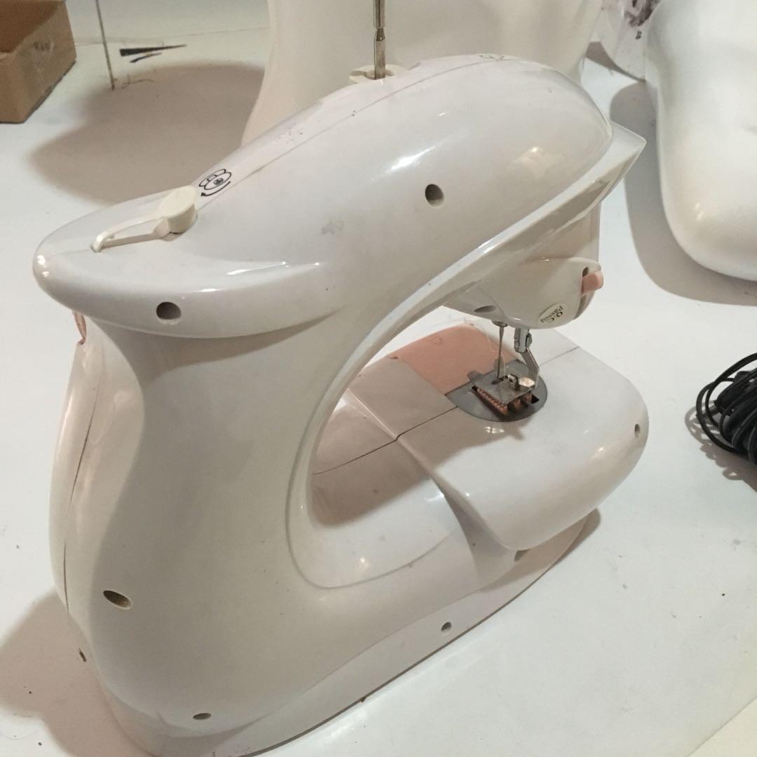 kris mini sewing machine, Desain & Kerajinan Tangan, Alat & Bahan