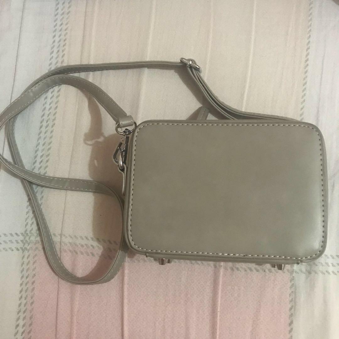 Sling bag sm department store 2025