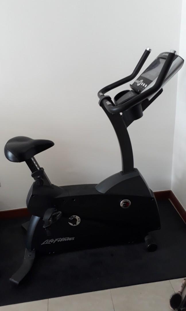 Life Fitness C3 Stationay Bike