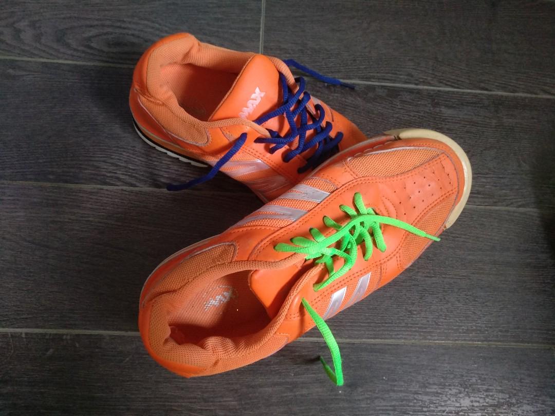 Max bowling shoes online