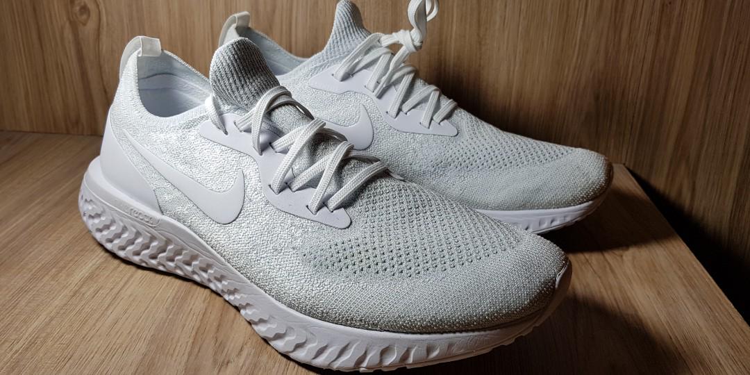 Nike epic react flyknit triple white deals