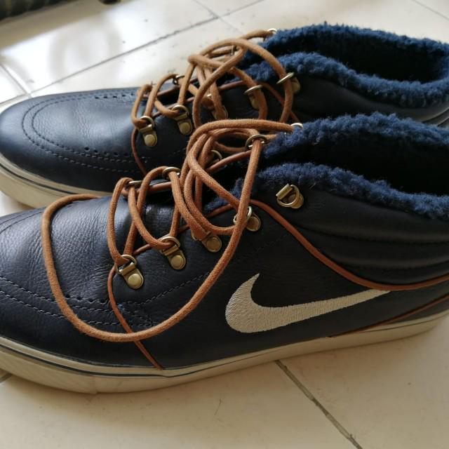 Nike SB Janoski Mid Premium Dark Obsidian Leather, Men's Fashion, Footwear, Sneakers on Carousell