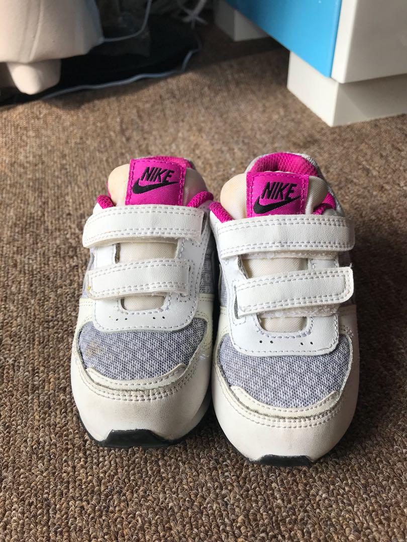 girls youth nike shoes