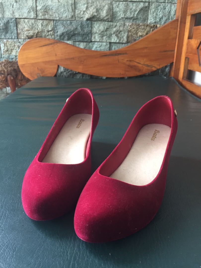 Preloved Bata jelly shoes