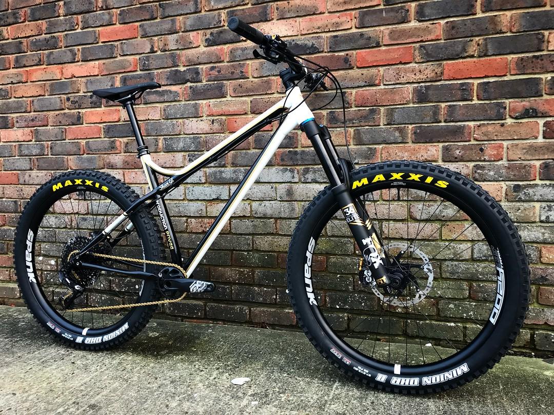 Production Privee Shan GT Esprit Frame Size S Brand New