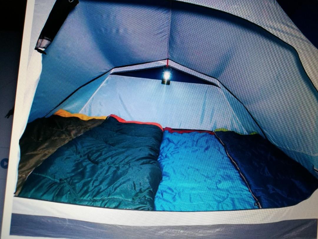 Quechua Arpenaz 4 Family camping tent, Sports Equipment, Hiking
