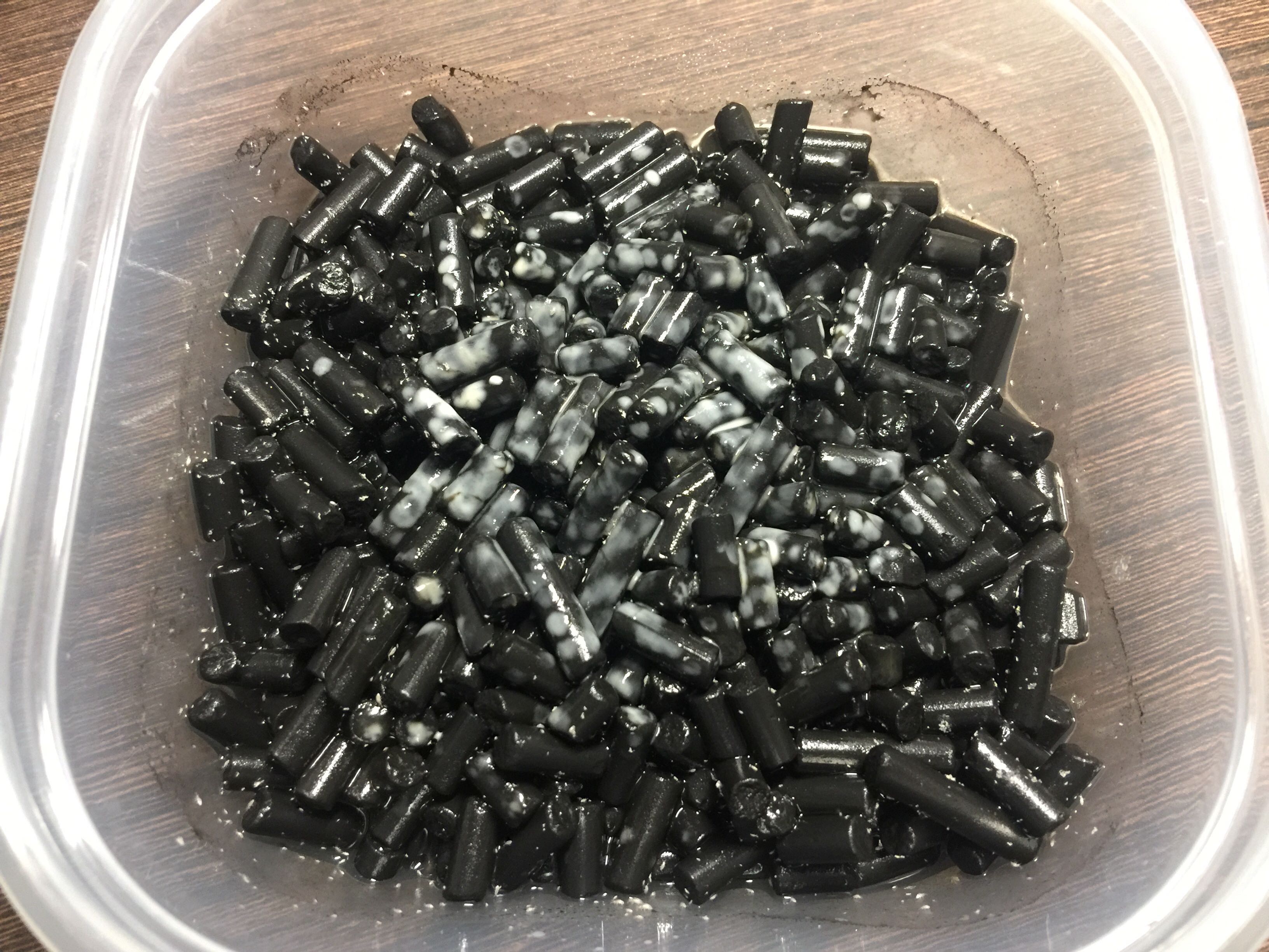 Springtails for terrariums, Furniture & Home Living, Gardening, Plants