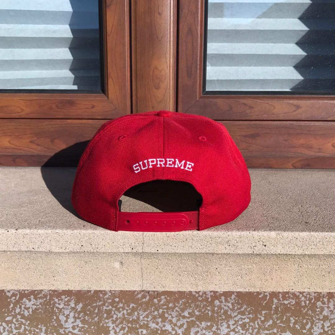 red supreme snapback