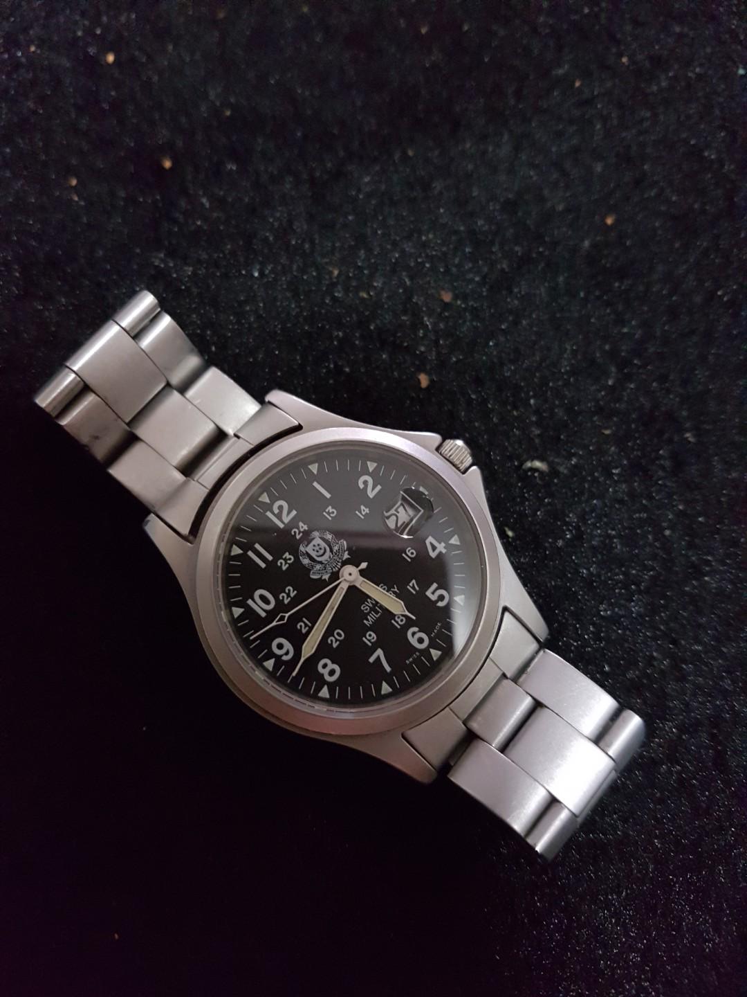 new swiss army quartz