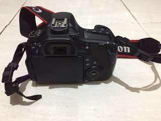 CANON 60D + 18-135 mm kit lens