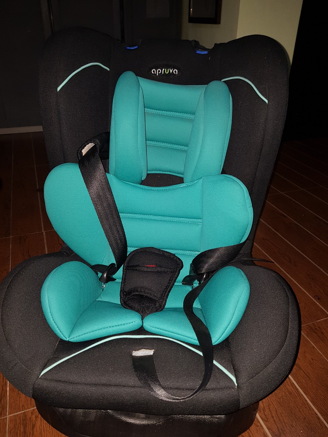 apruva car seat