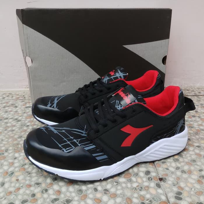 Diadora Casual Original Gitano Fesyen Pria Sepatu Sandal Di Carousell