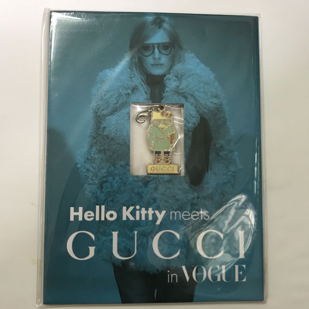 gucci hello kitty necklace