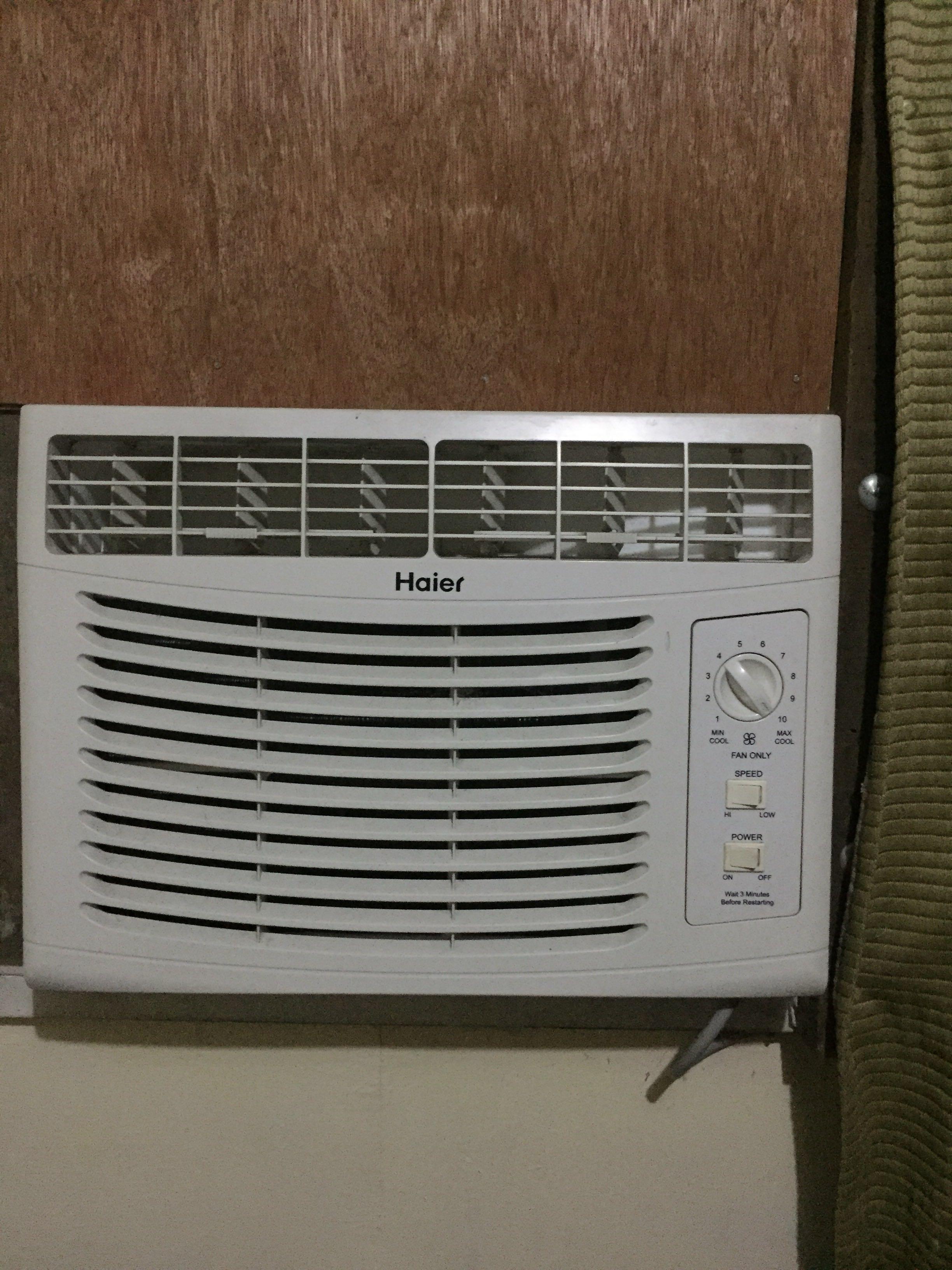 Haier Airconditioner 0.5HP