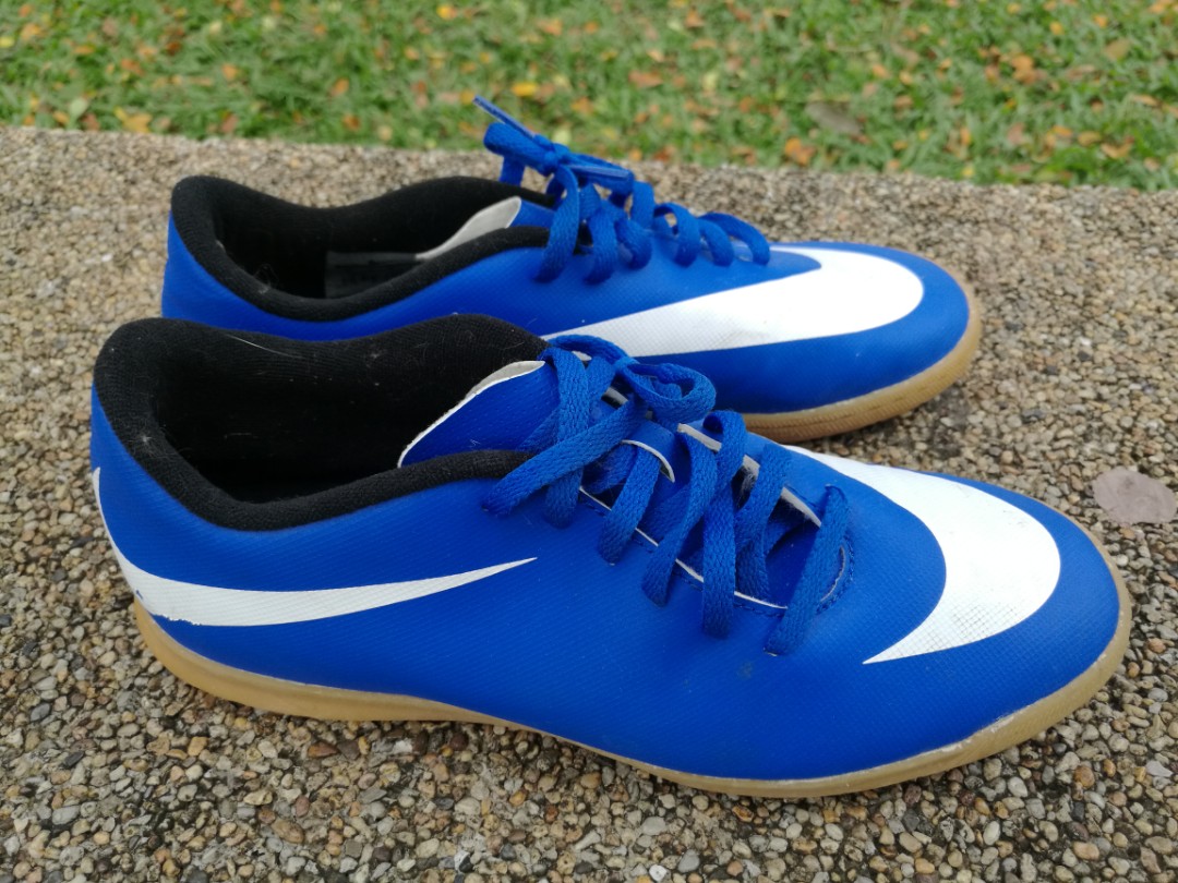 Kasut futsal original outlet