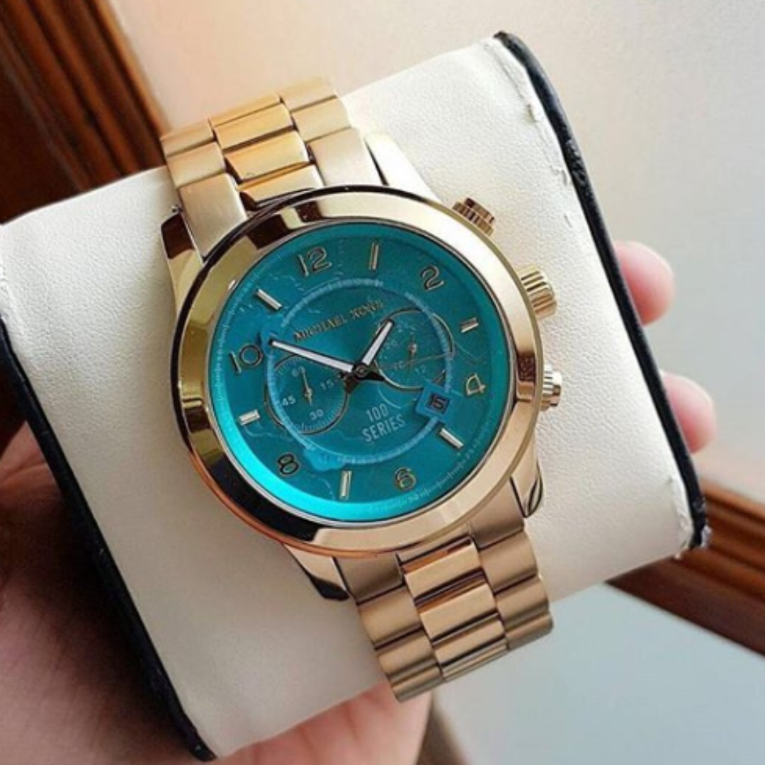 Michael kors watch best sale hunger stop oversized runway