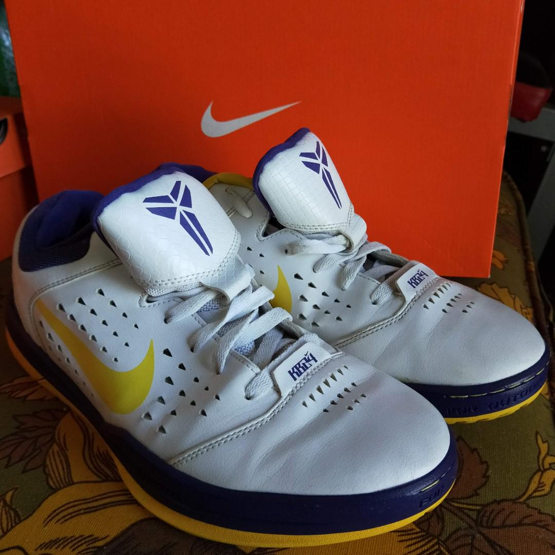 Nike Zoom Kobe Gametime Size Us10 Men S Fashion Footwear On