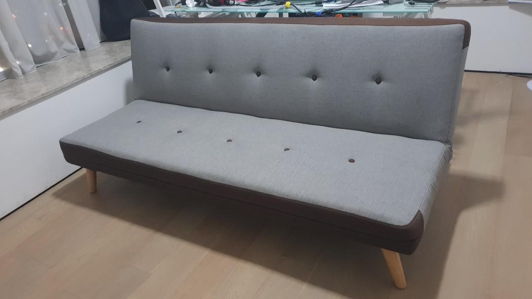 Sofa bed (Category: Sofas) located in Singapore. Submitted by chantellephant (Listing ID 188355351, Image 1). Description: 178cm x 54cm height is 78cm.