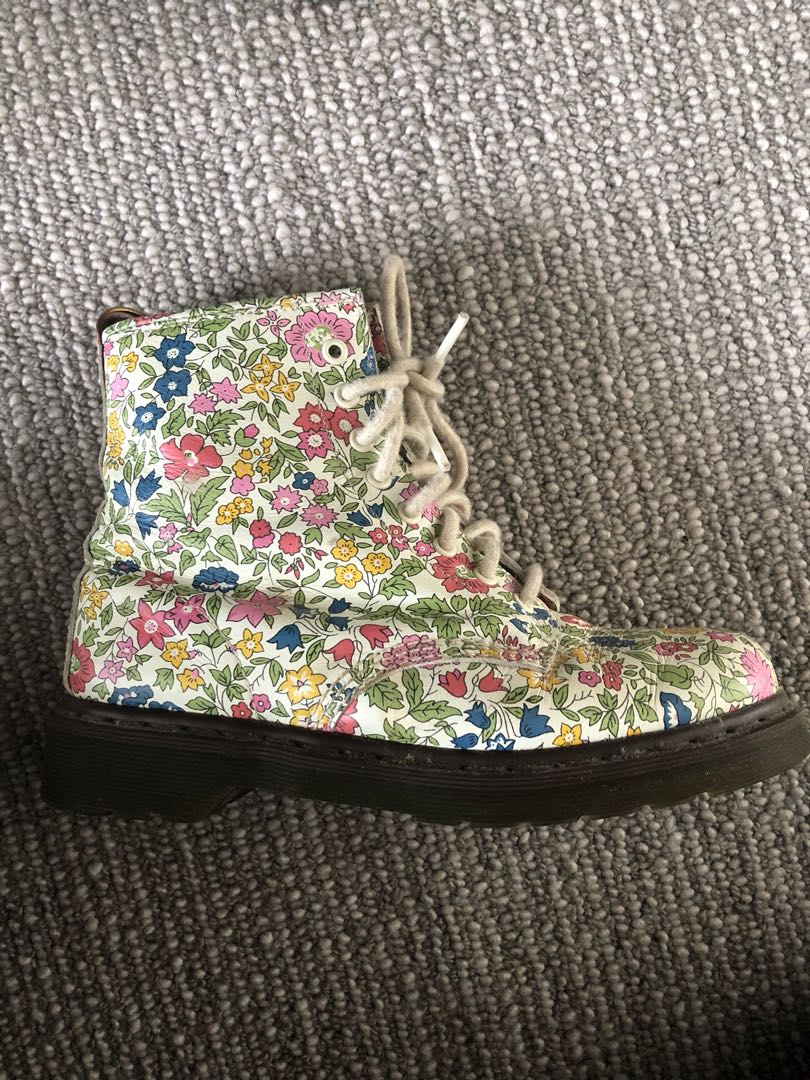 White floral Dr Martens Size 9 Women s Fashion Shoes on Carousell