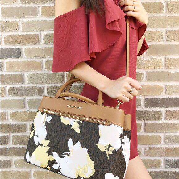 Michael kors sales hailee medium satchel