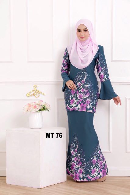 Baju Kurung Moden Muslimah Fashion Others On Carousell