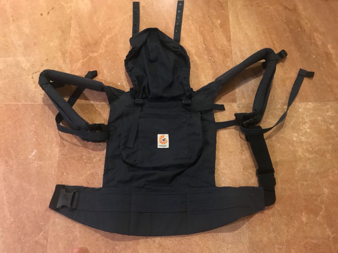Ergo Baby Carrier, Babies & Kids, Going Out, Carriers & Slings on Carousell