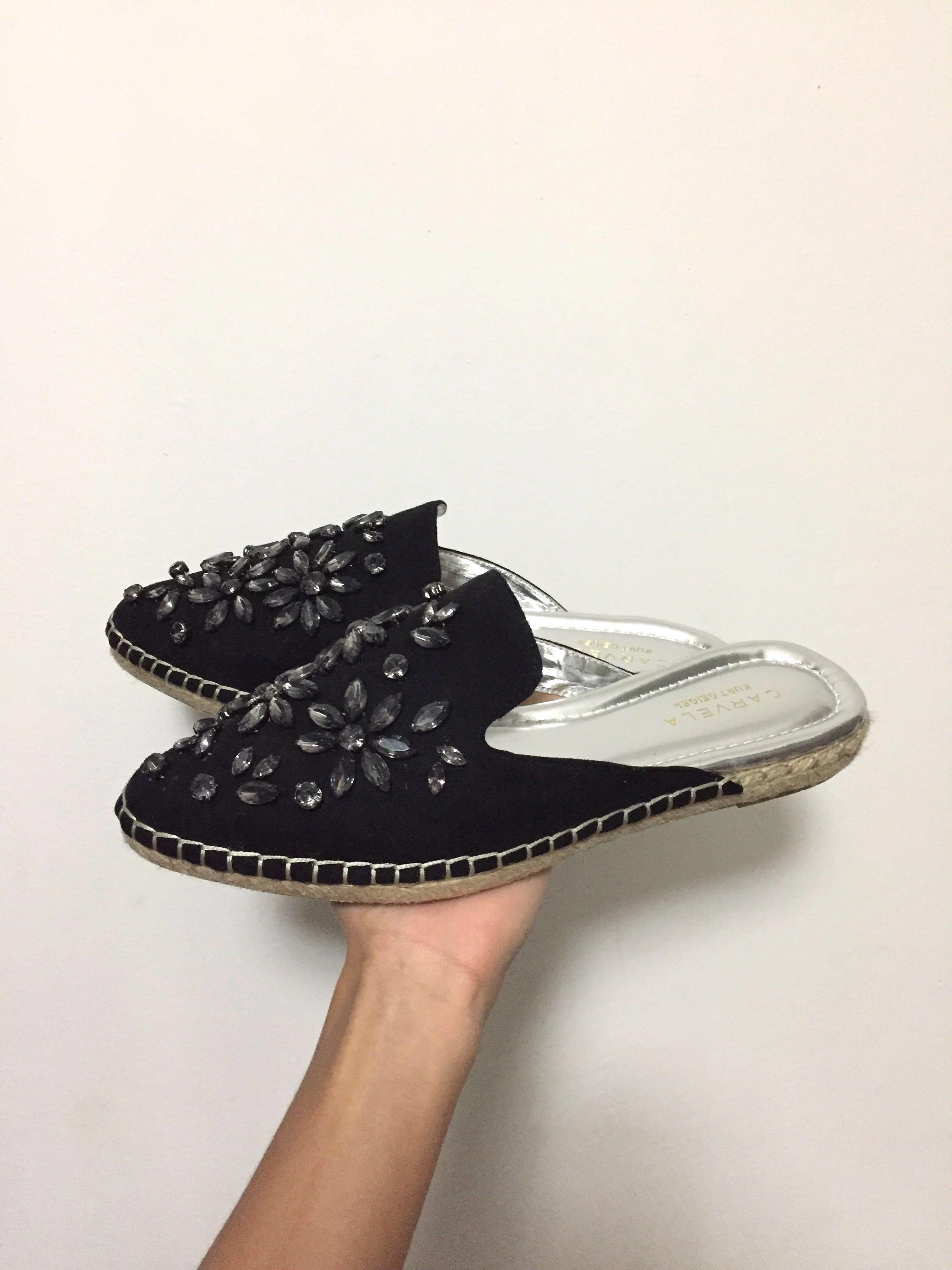Further Markdown Authentic Carvela Kurt Geiger Embellished Flat