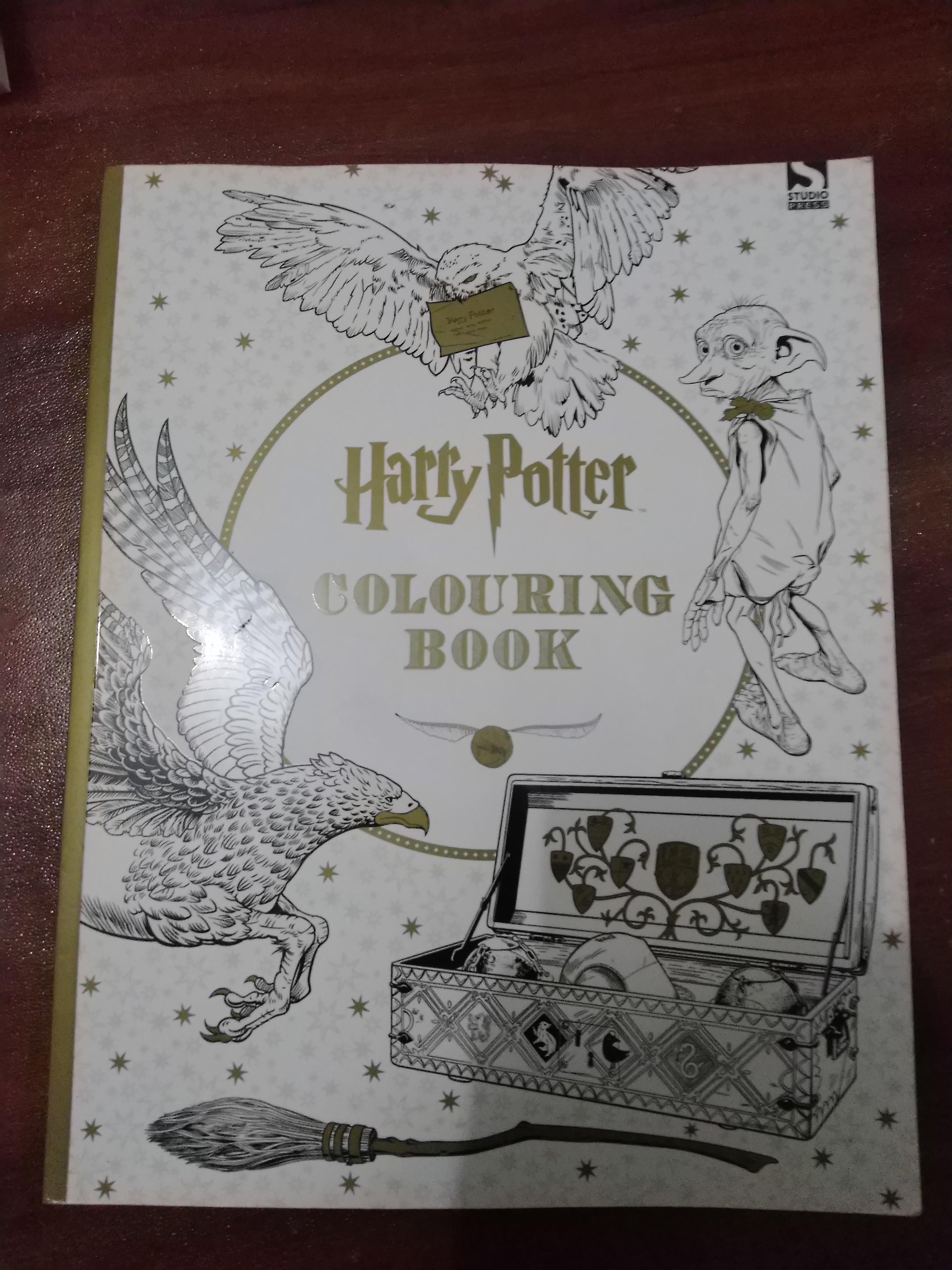 Harry potter colouring book, Hobbies & Toys, Books & Magazines