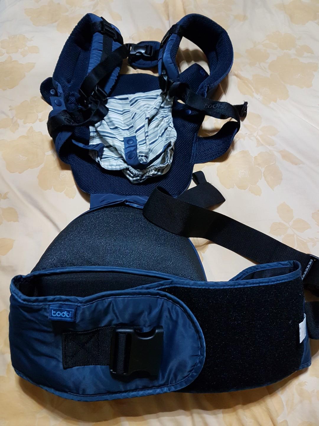 Hipseat carrier todbi fly.B blue Babies Kids Going Out