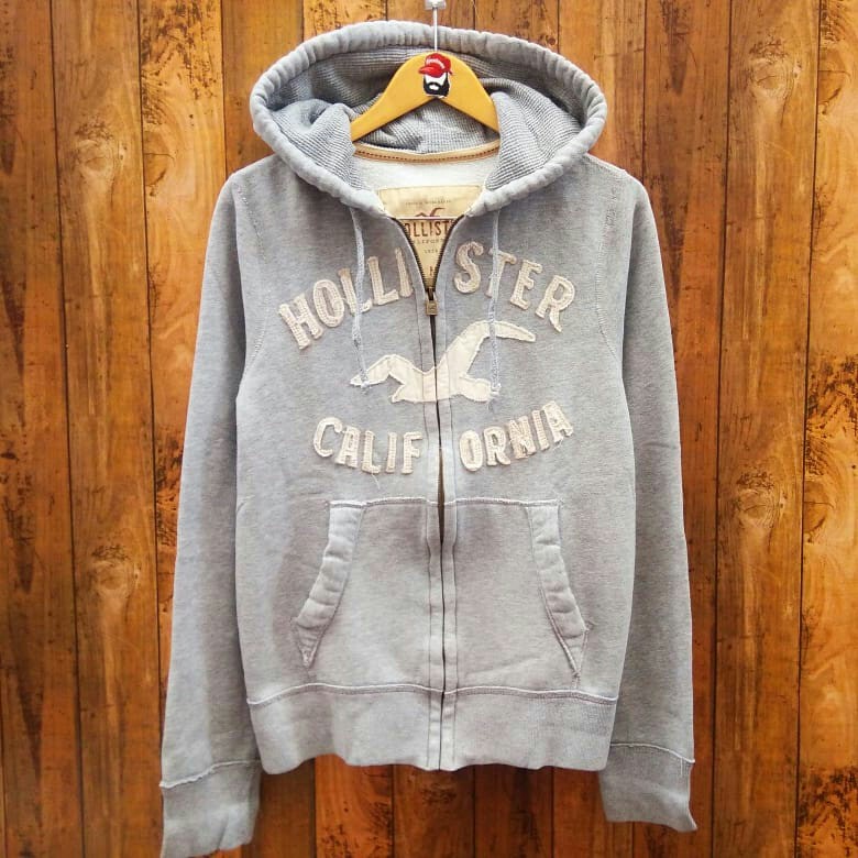 Harga sweater hotsell hollister