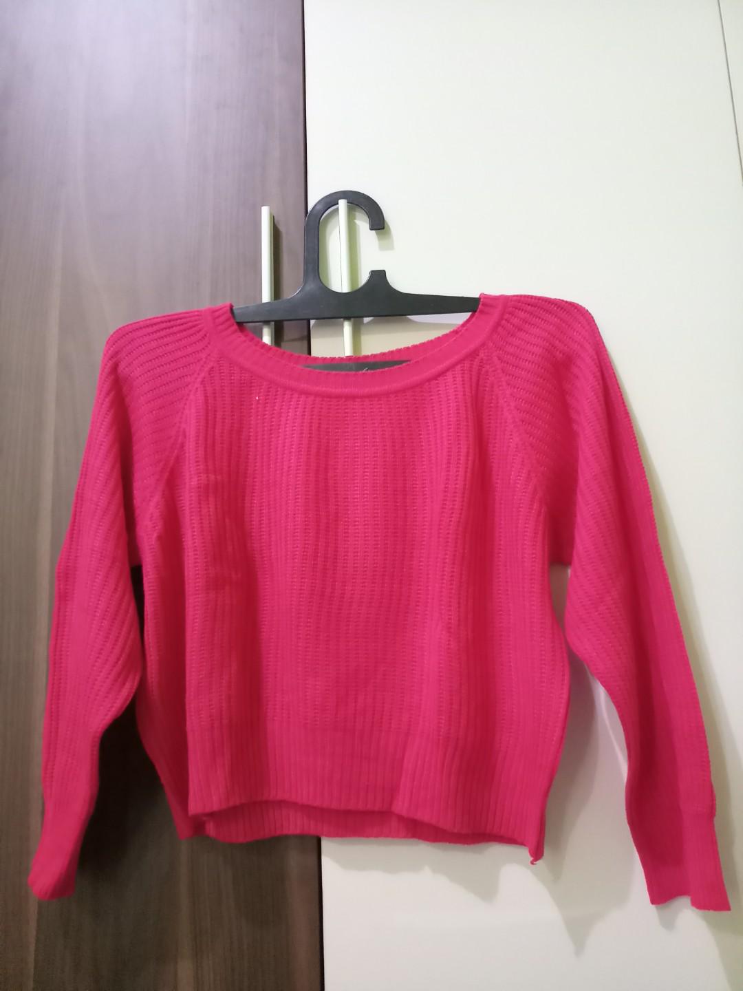 pink crop sweater