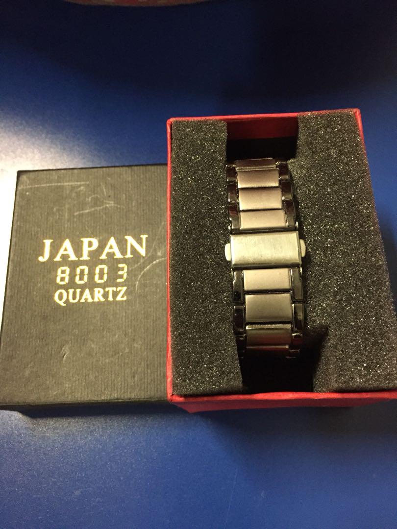 Uk collection quartz watch outlet