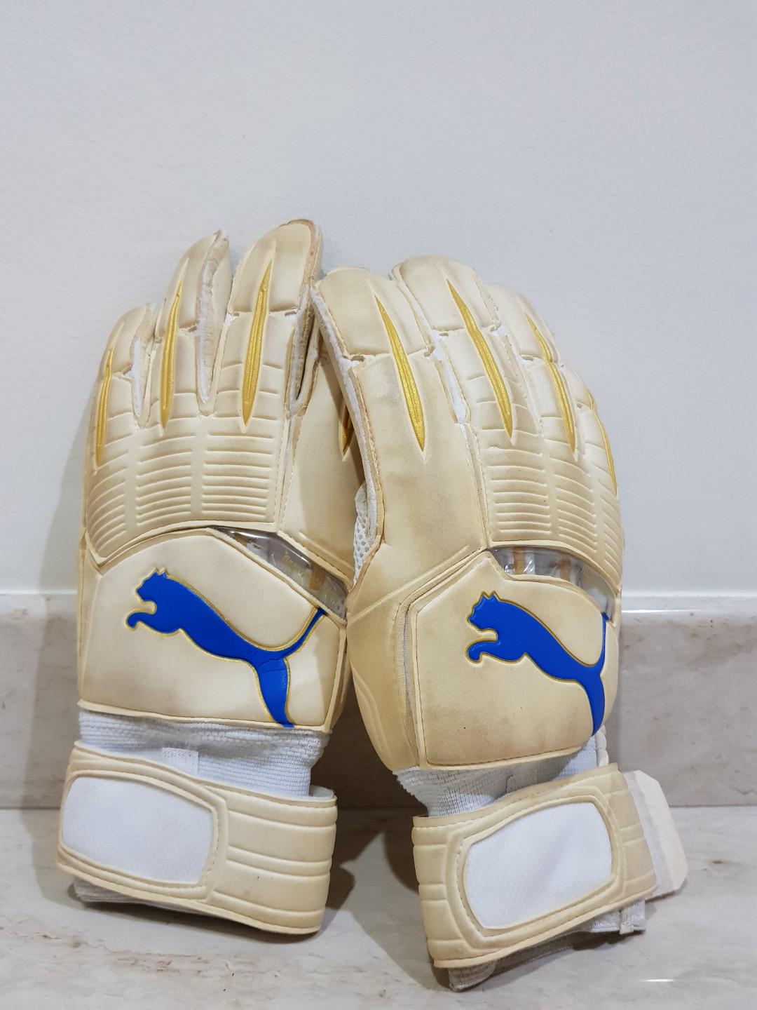 puma goalkeeper gloves with finger protection