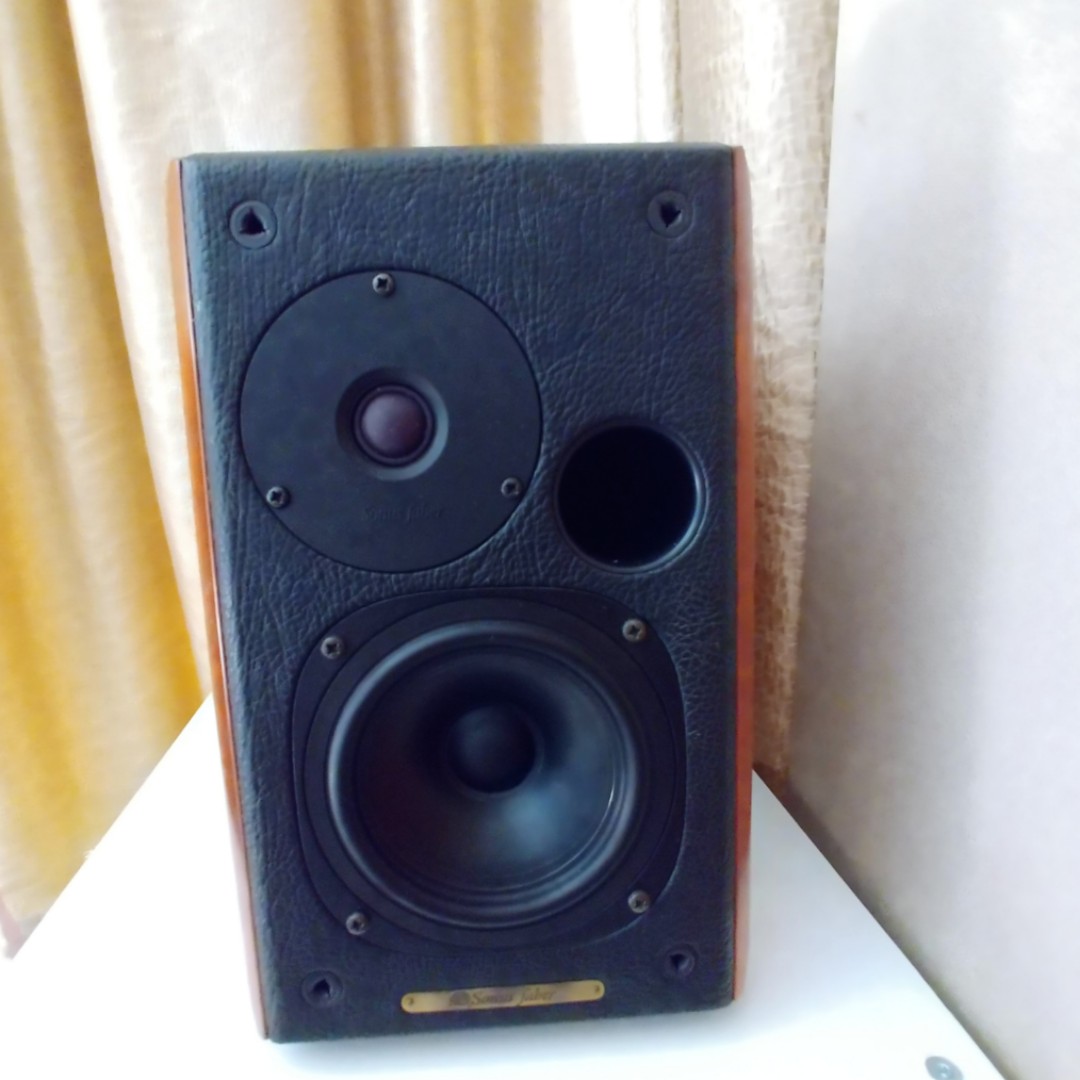 sonus faber concertino speakers
