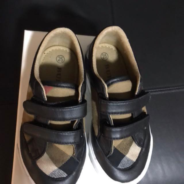 kids burberry shoes