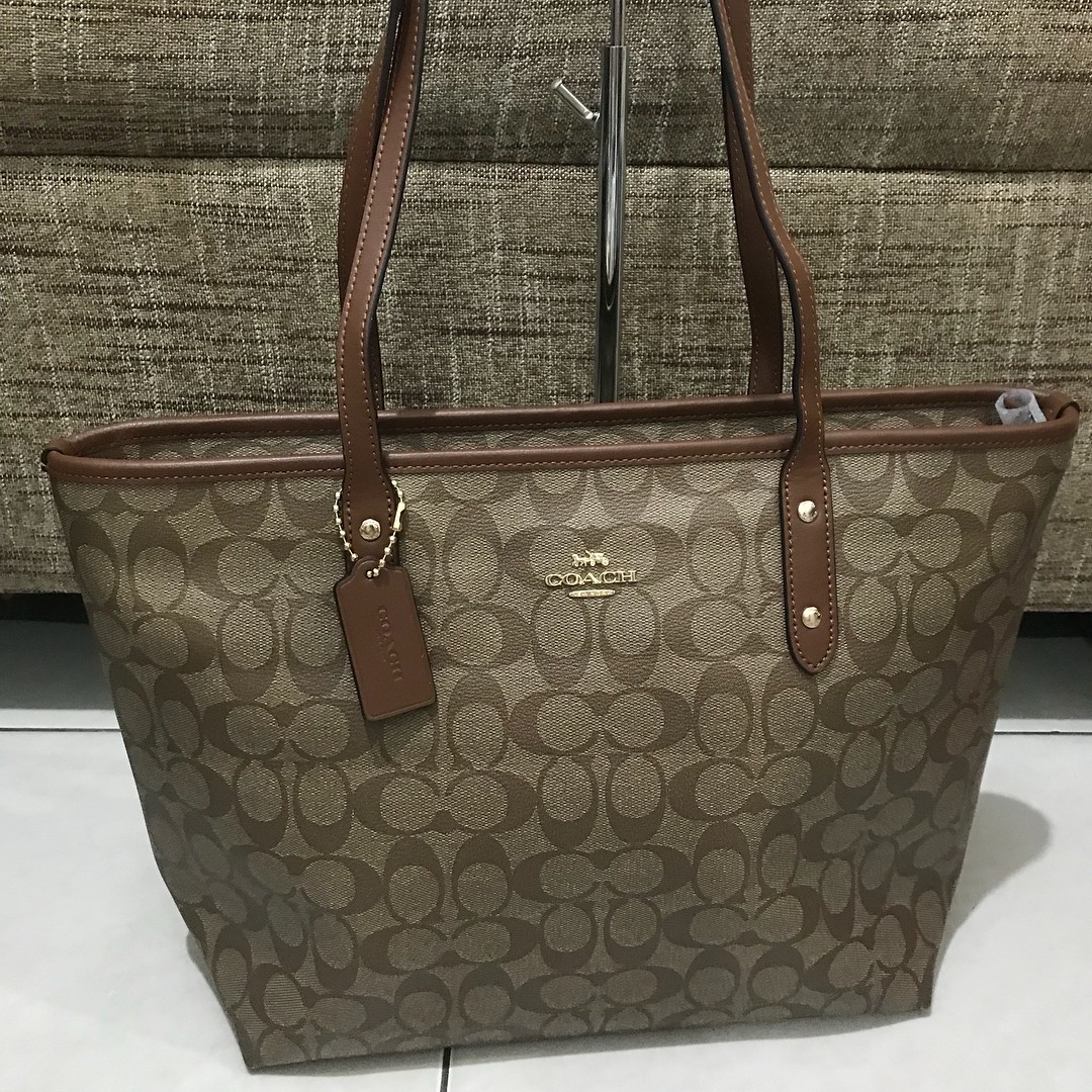 Coach City Zip Tote 29 40x26cm Khaki Saddle Barang Mewah Tas Dompet Di Carousell
