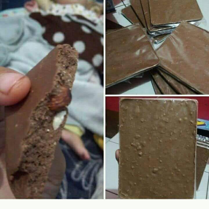 Coklat Silverqueen Blok Makanan Minuman Snek Di Carousell Coklat putih silverqueen enak banget. coklat silverqueen blok