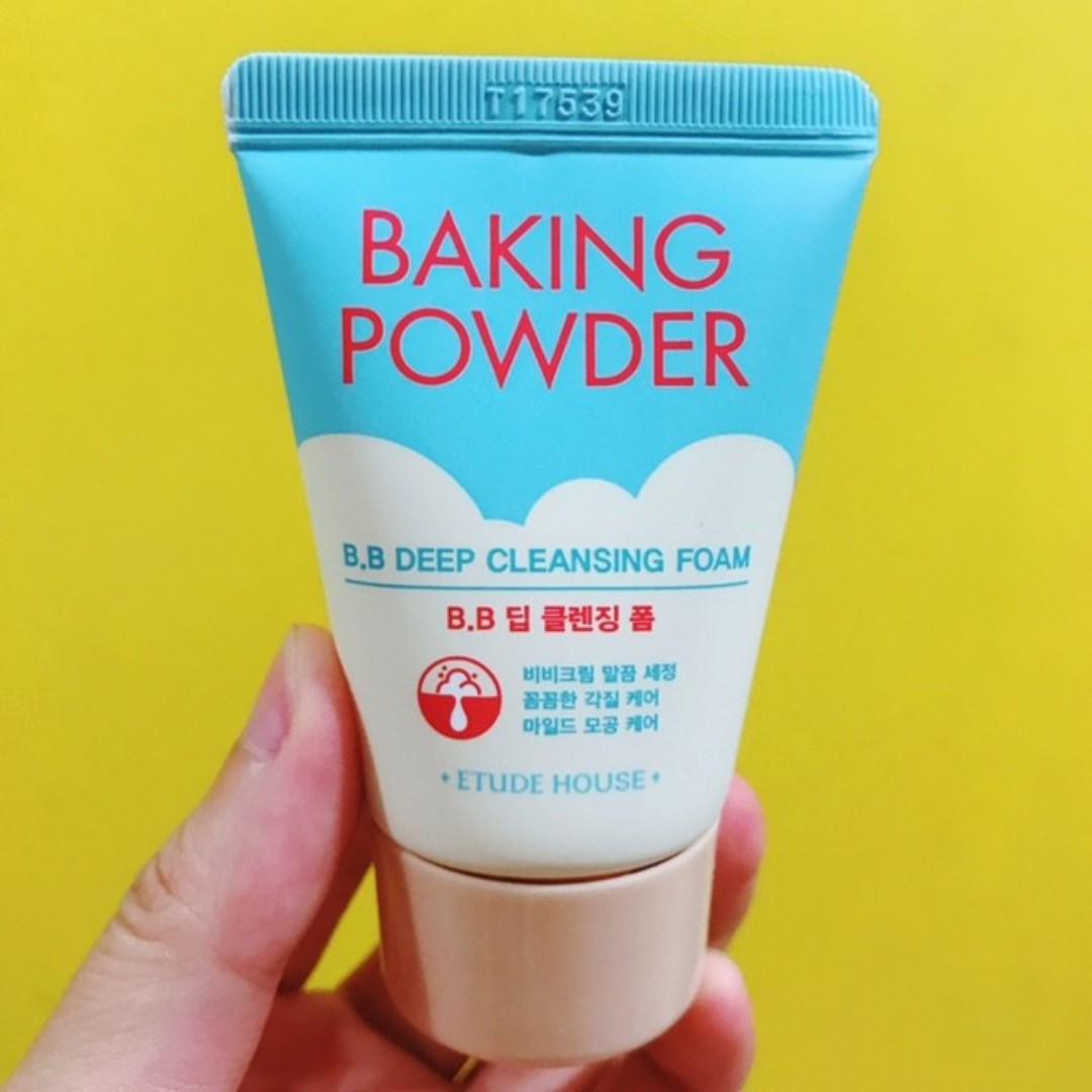Etude House Baking Powder Bb Deep Cleansing Foam 30ml Health Beauty Skin Bath Body On Carousell