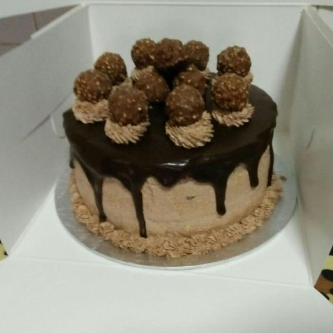 Ferrero Rocher Chocolate Drip Cake Food Drinks Baked Goods On Carousell
