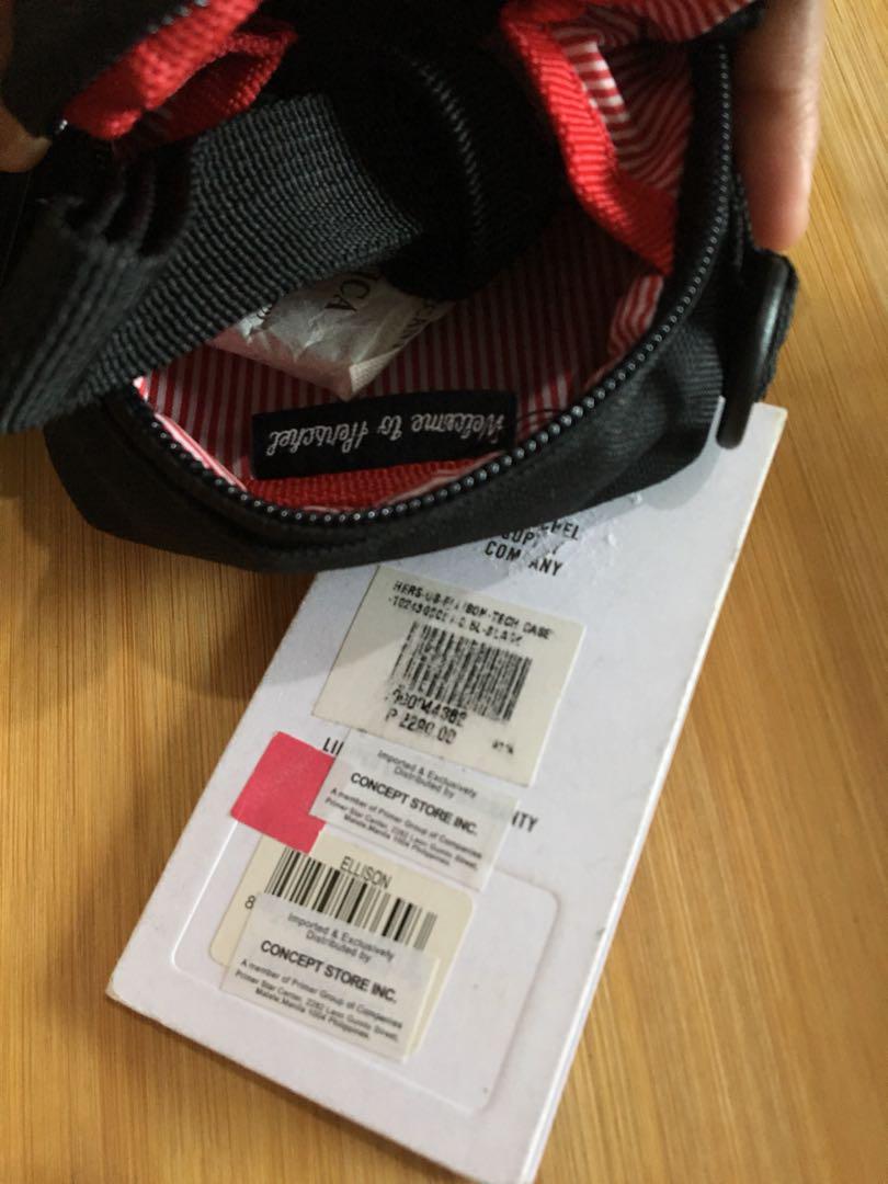 Herschel Ellison Tech Case, Men's Fashion, Watches & Accessories