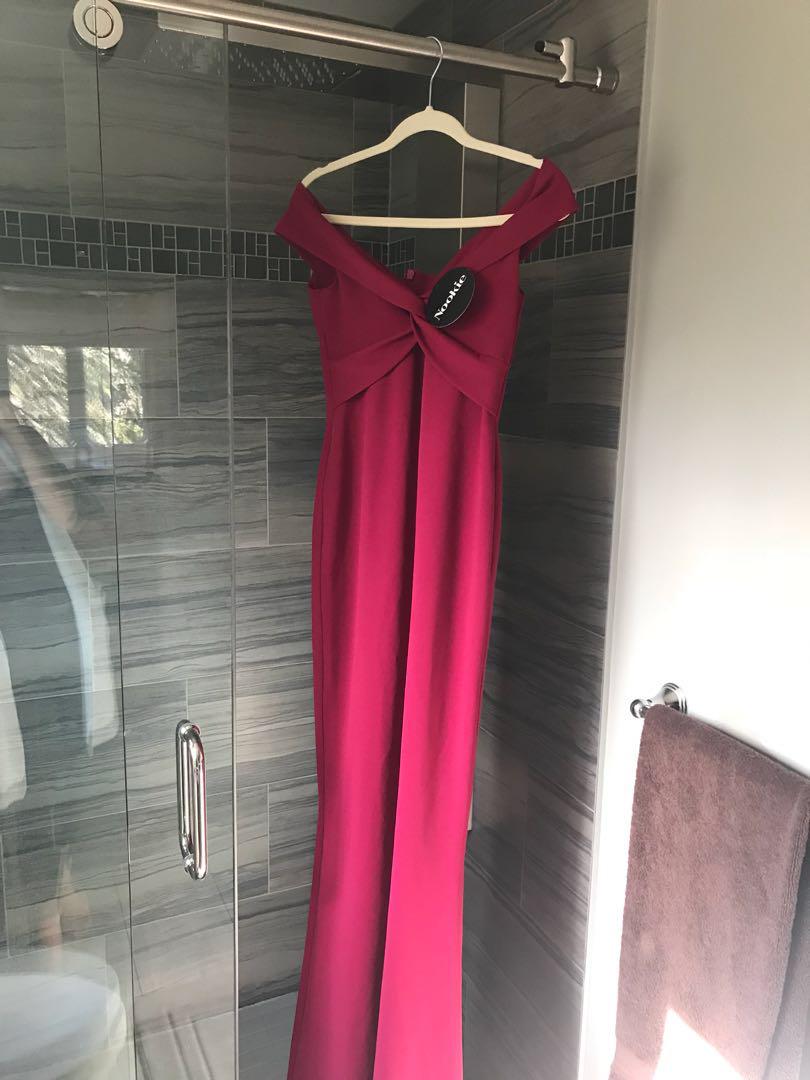 New w Tags Nookie Dolly gown size medium Women s Fashion