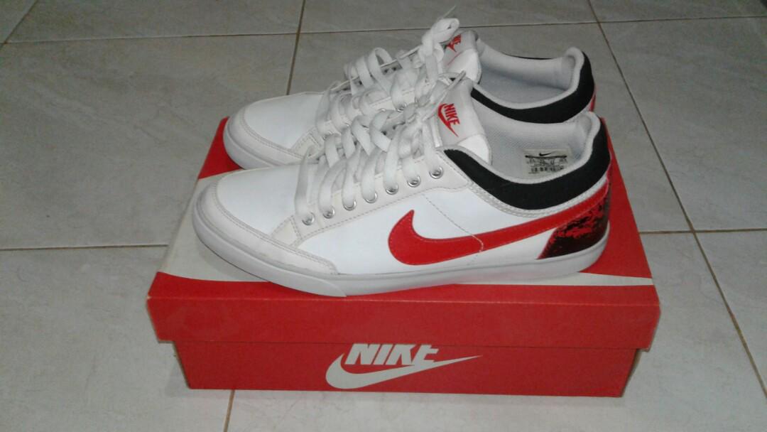 nike capri iii low leather