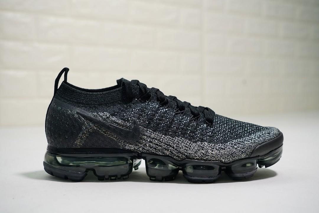 original black vapormax