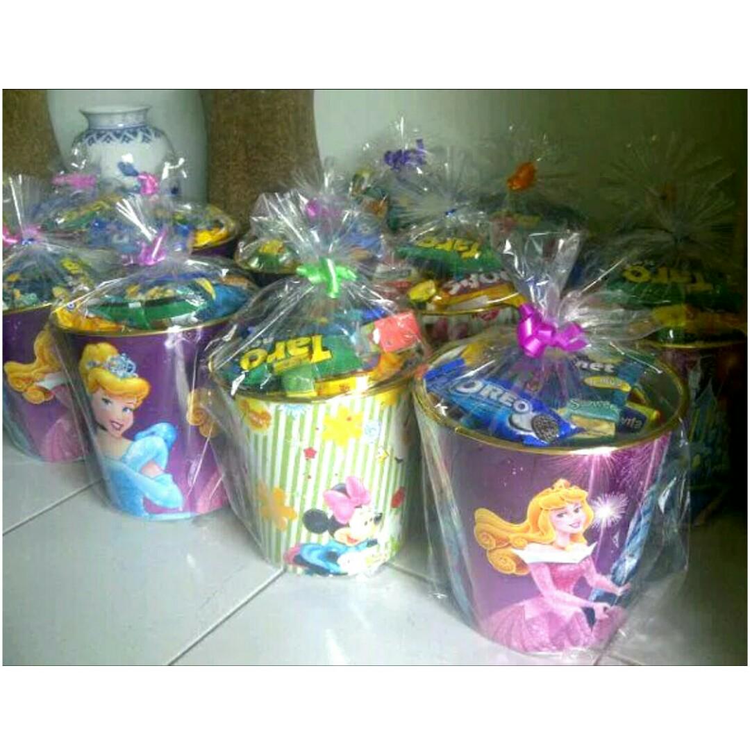 Paket Snack Ulang Tahun Tong Sampah Karakter Dan Snack Paket Souvenir Ulangtahun Paket Murah Pesta Sovenir Ultah Makanan Minuman Snek Di Carousell